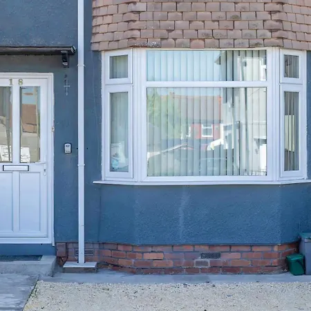 Modern Filton | Parking & Superfast Wi-fi *