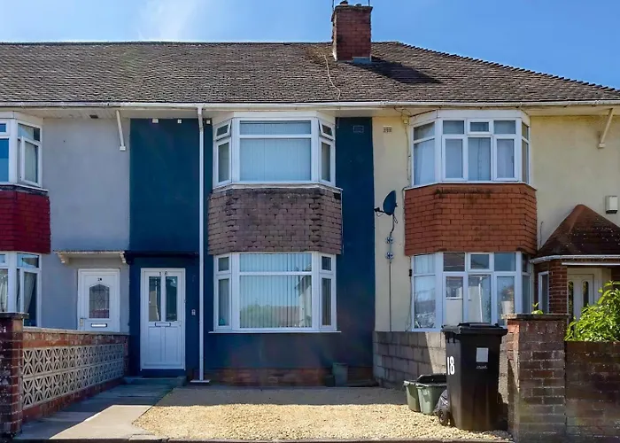 Будинок відпочинку Family Friendly Filton With Parking And Wifi Бристоль