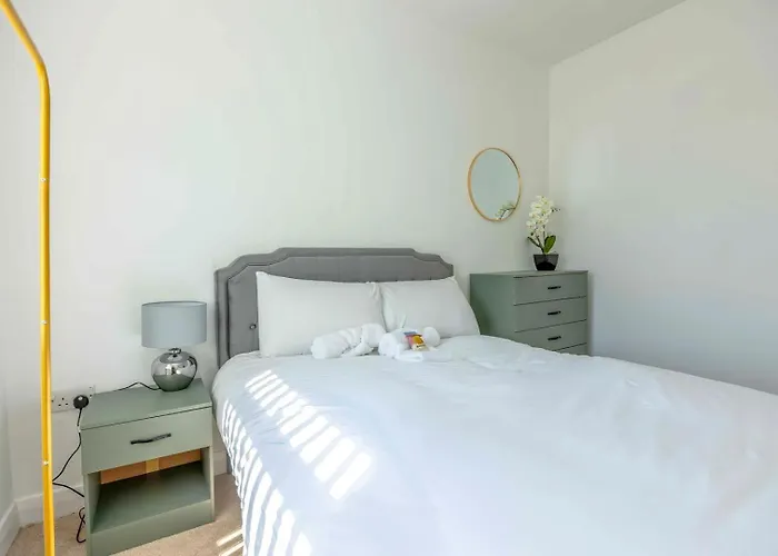 Family Friendly Filton With Parking And Wifi بريستول